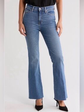 FRAME LE EASY FREY HEM FLARE JEANS SIZE 24